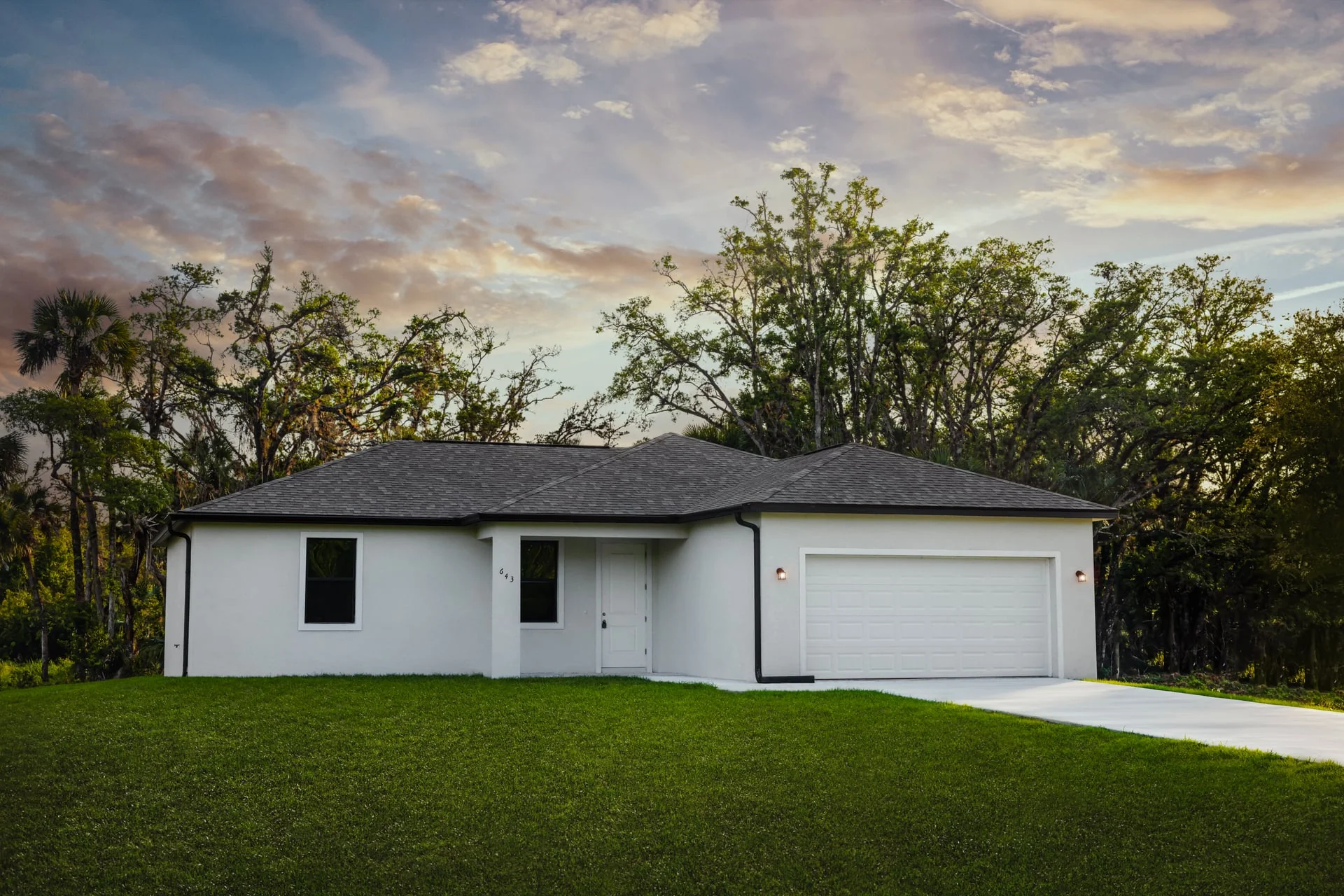 LANGDON model home in Florida - New construction home by Proyecta Business Group